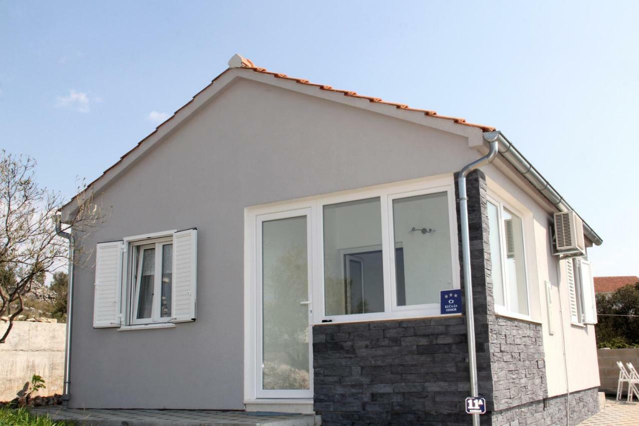 Lari Home Primošten Exterior foto